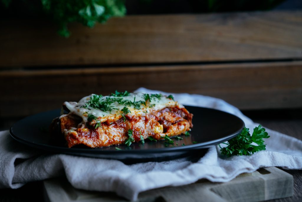 Enchiladas - zapečené tortilly plnené mletým hovädzím mäsom, Enchiladas &#8211; zapečené tortilly plnené mletým hovädzím mäsom