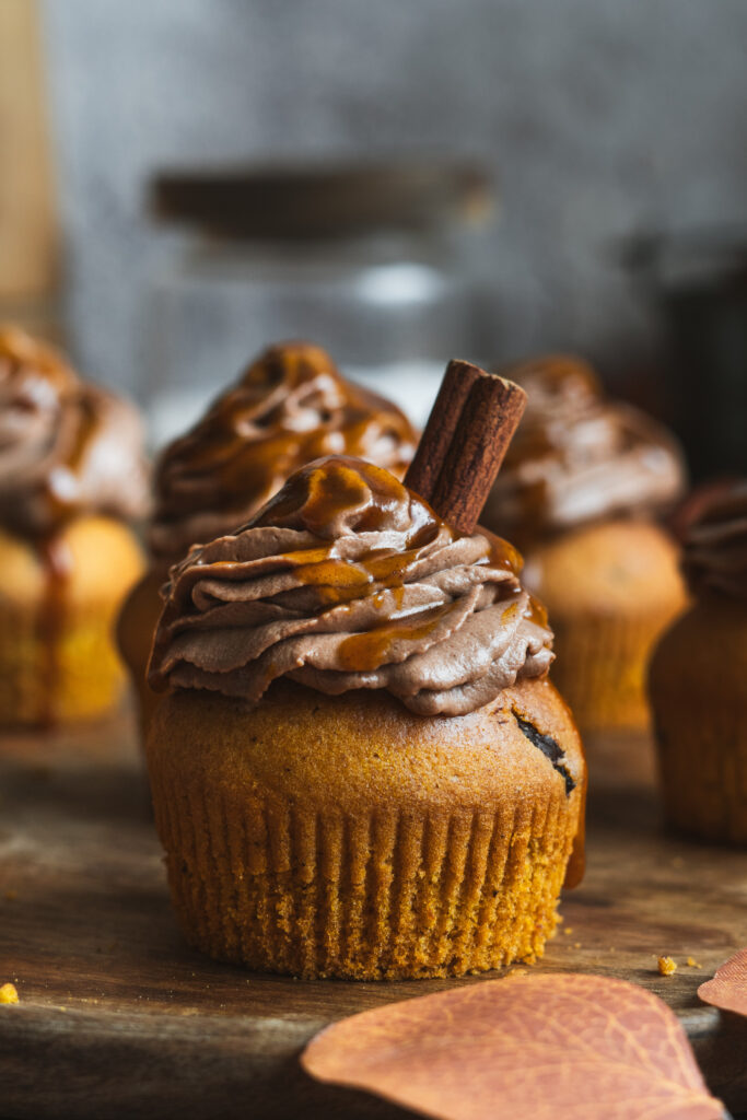 Plnené tekvicové cupcakes s čokoládovým krémom, Plnené tekvicové cupcakes s čokoládovým krémom